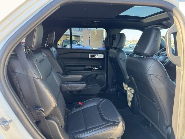 Used 2022 Ford Explorer ST w/ Equipment Group 401A image 10