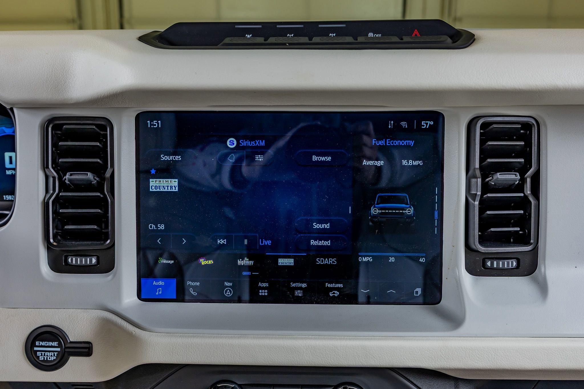 Used 2025 Ford Bronco Heritage Edition AWD/4WD image 25