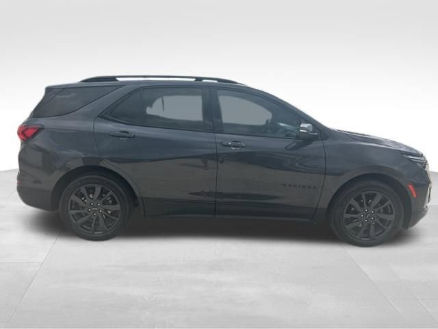 Used 2023 Chevrolet Equinox RS w/ RS Leather Package image 10