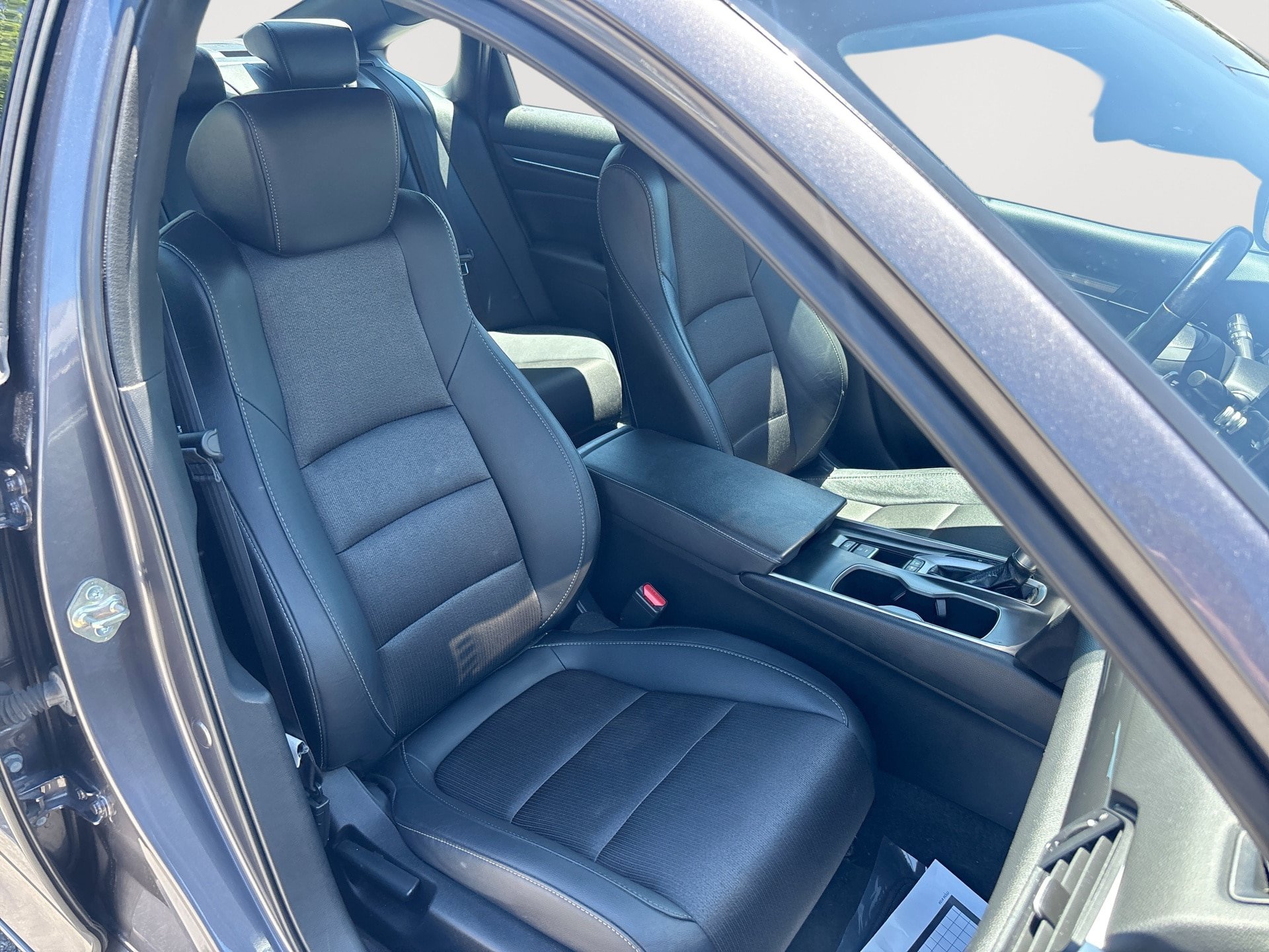Used 2019 Honda Accord Sport image 27