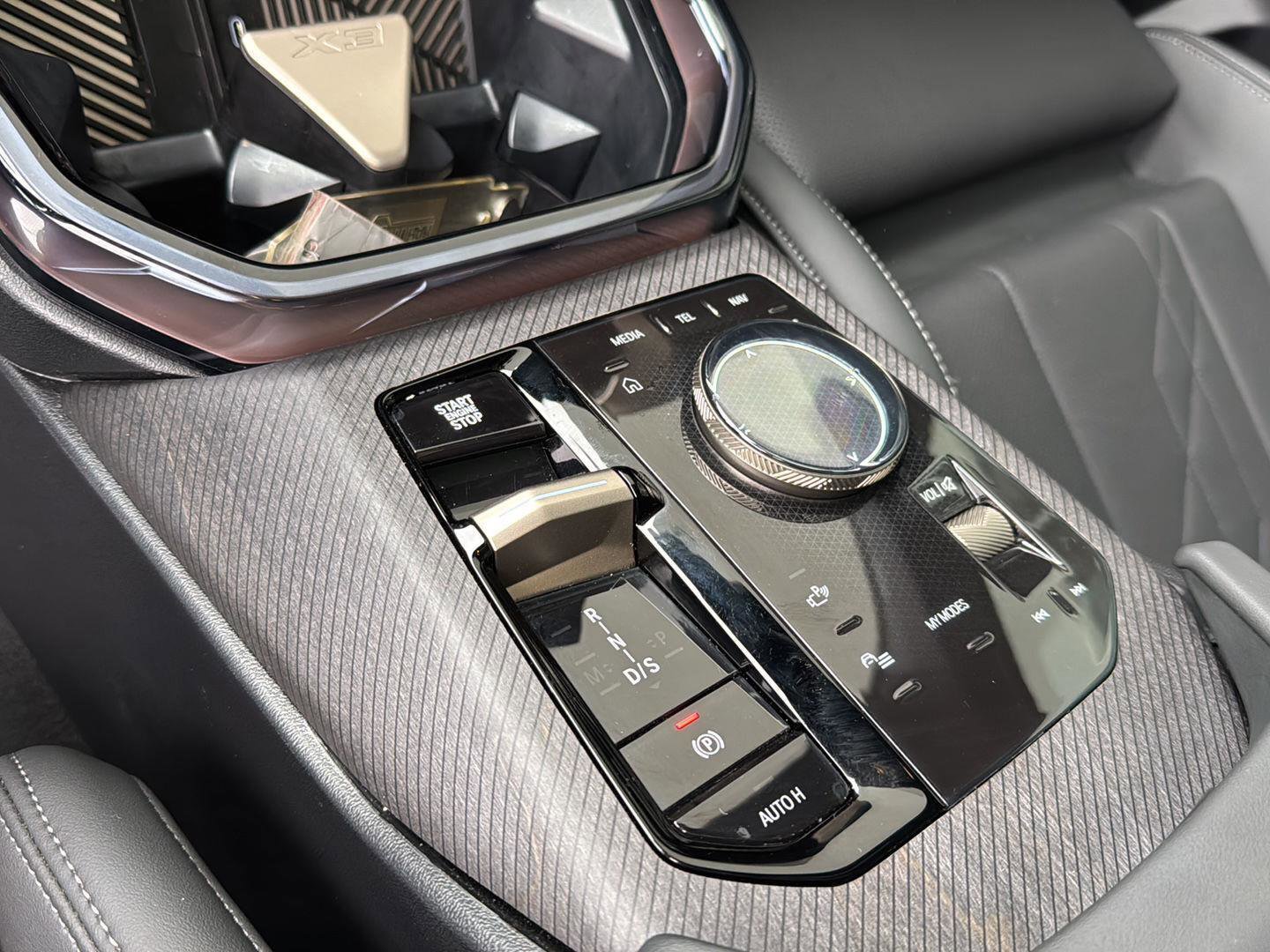 Certified 2025 BMW X3 xDrive30i w/ Premium Package image 24