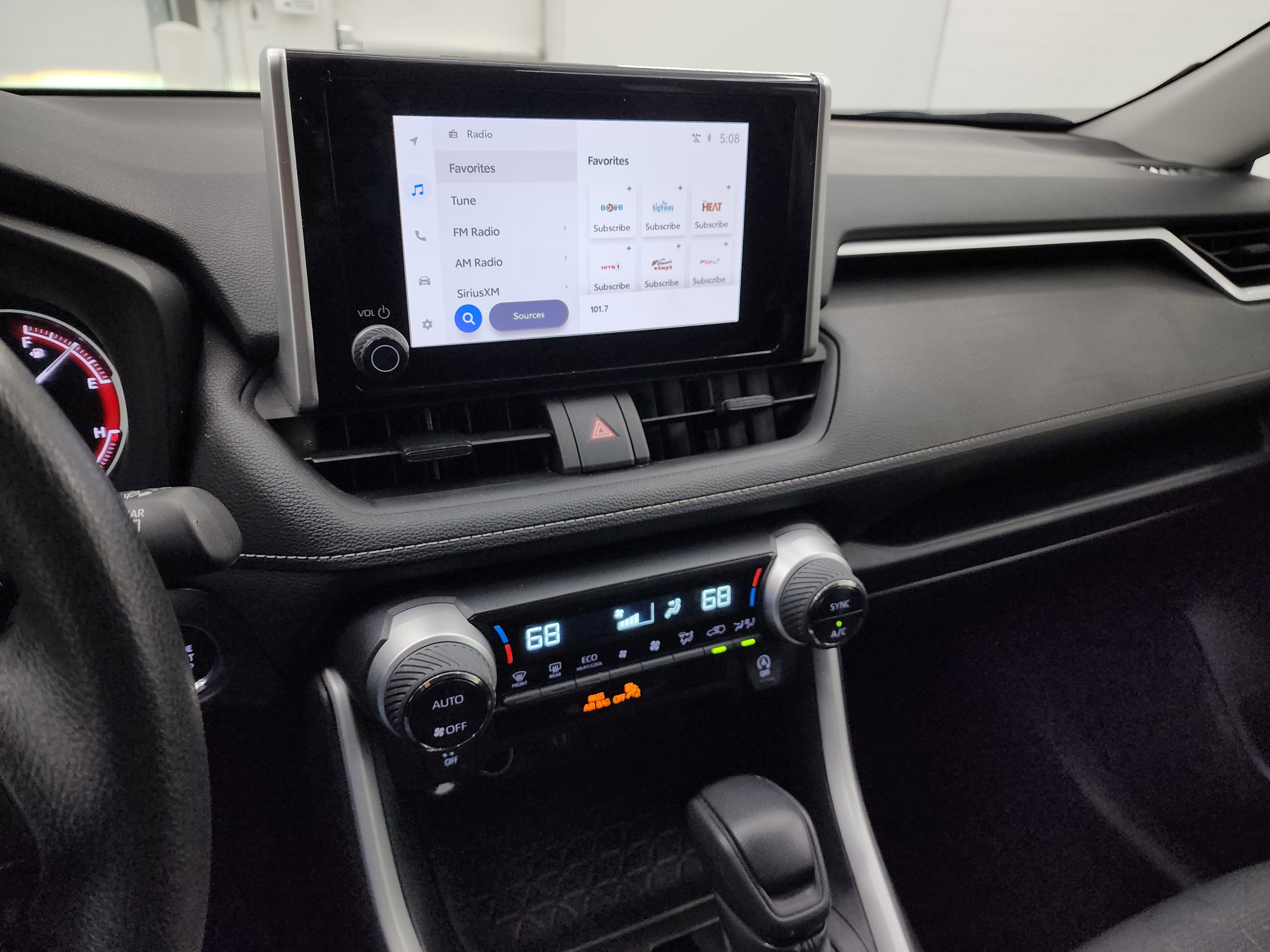 Used 2024 Toyota RAV4 XLE image 11