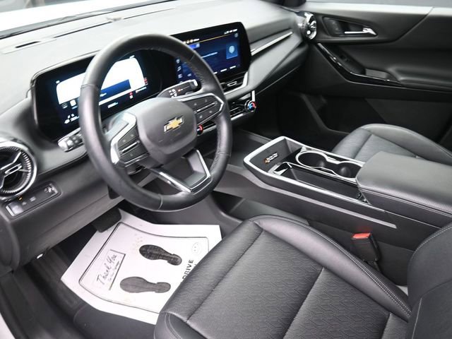 Used 2025 Chevrolet Equinox LT w/ Convenience Package II image 18