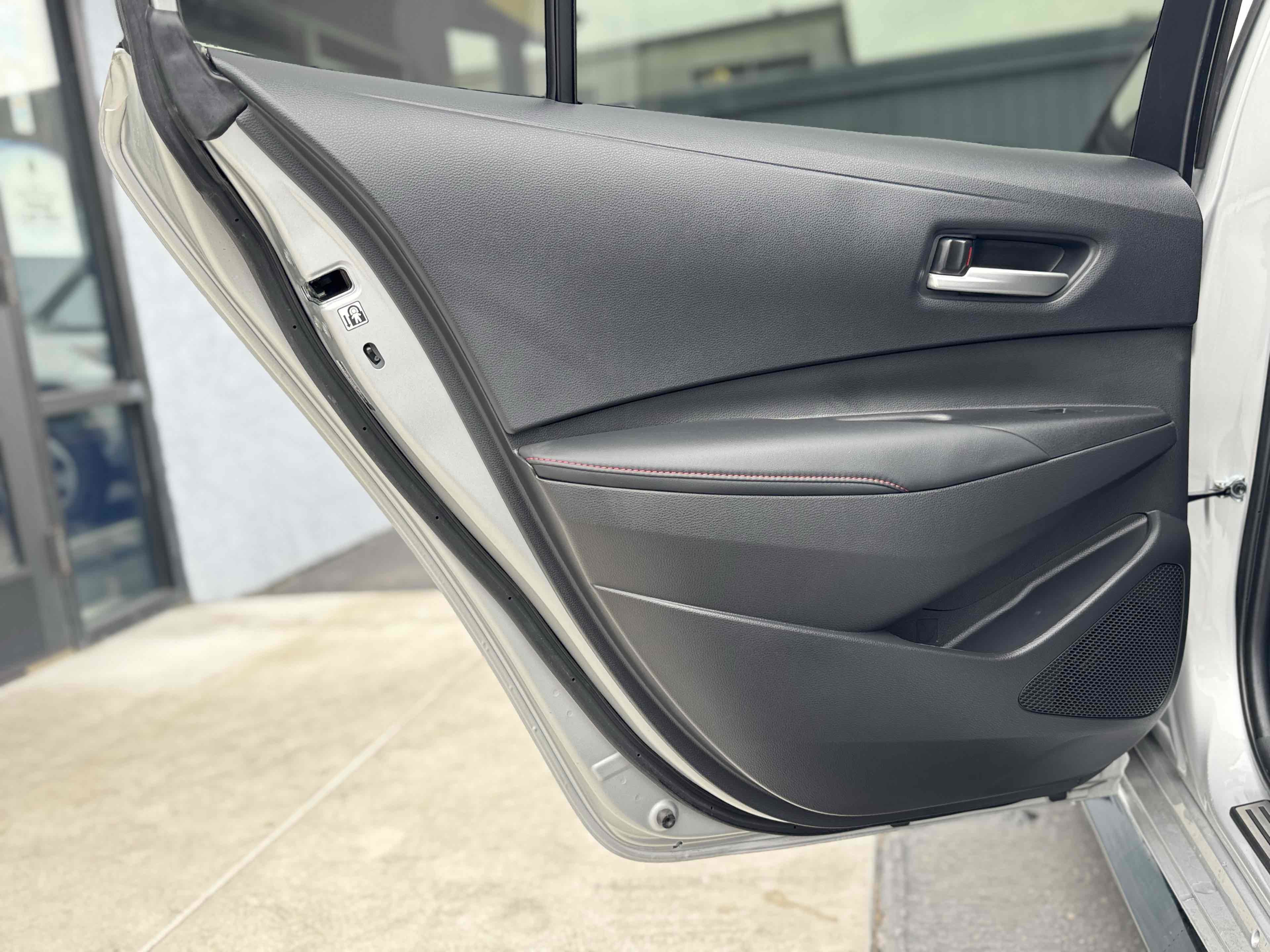 Used 2024 Toyota Corolla SE image 37