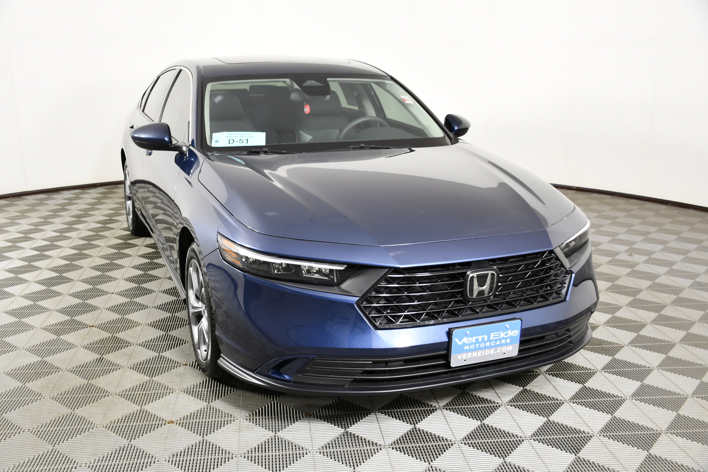 Certified 2024 Honda Accord EX image 3
