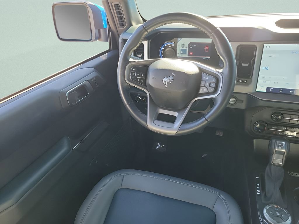 Used 2024 Ford Bronco Outer Banks image 16