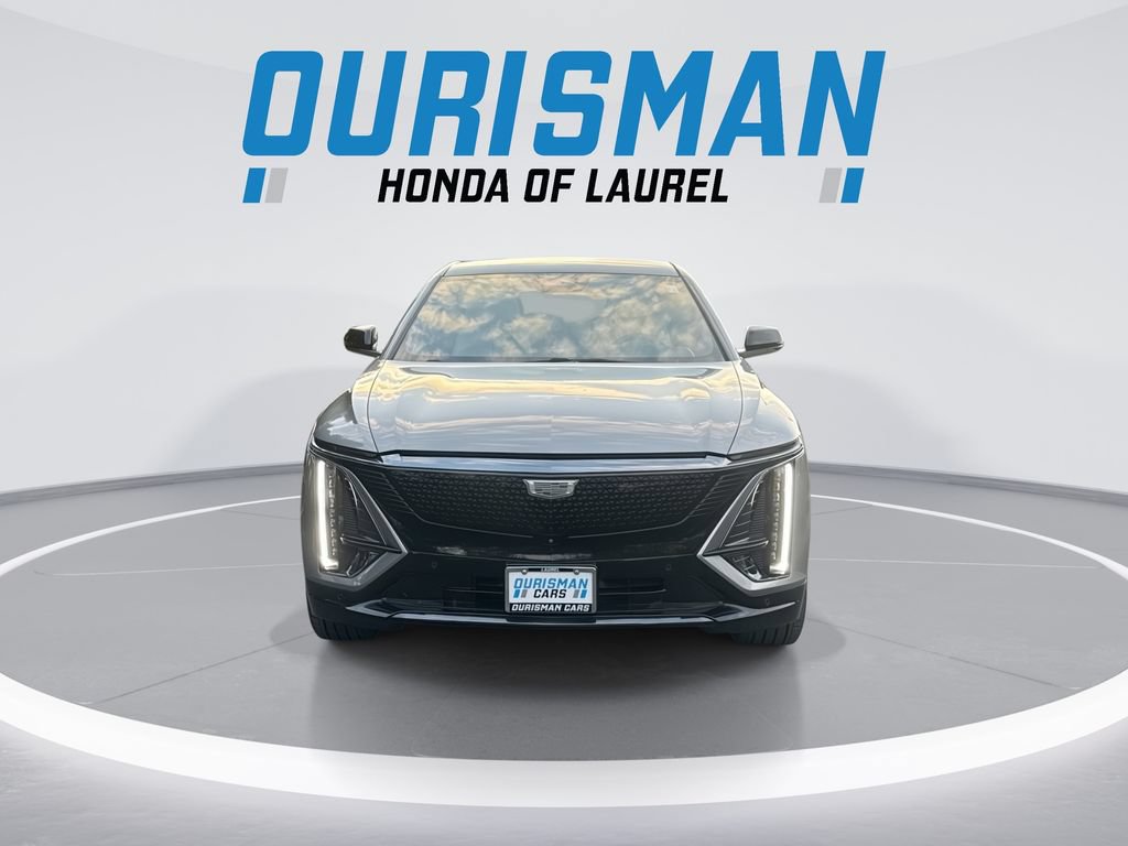 Used 2024 Cadillac Lyriq Sport AWD/4WD image 3