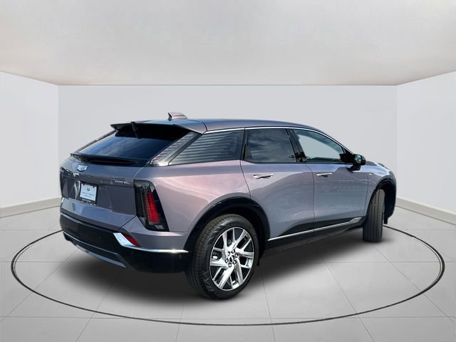 New 2026 Cadillac Optiq Luxury 1 image 11