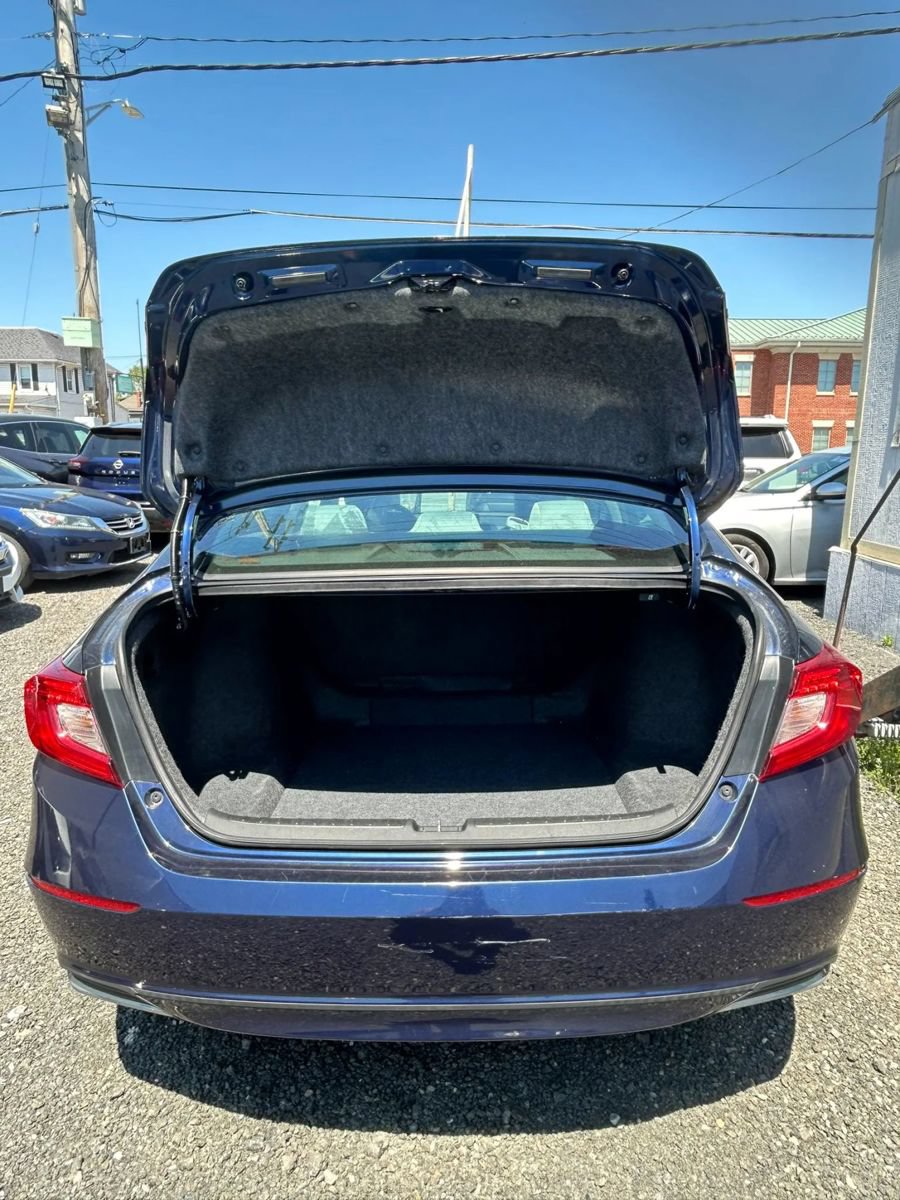 Used 2019 Honda Accord LX image 18