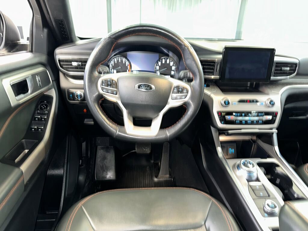 Used 2023 Ford Explorer Timberline image 2