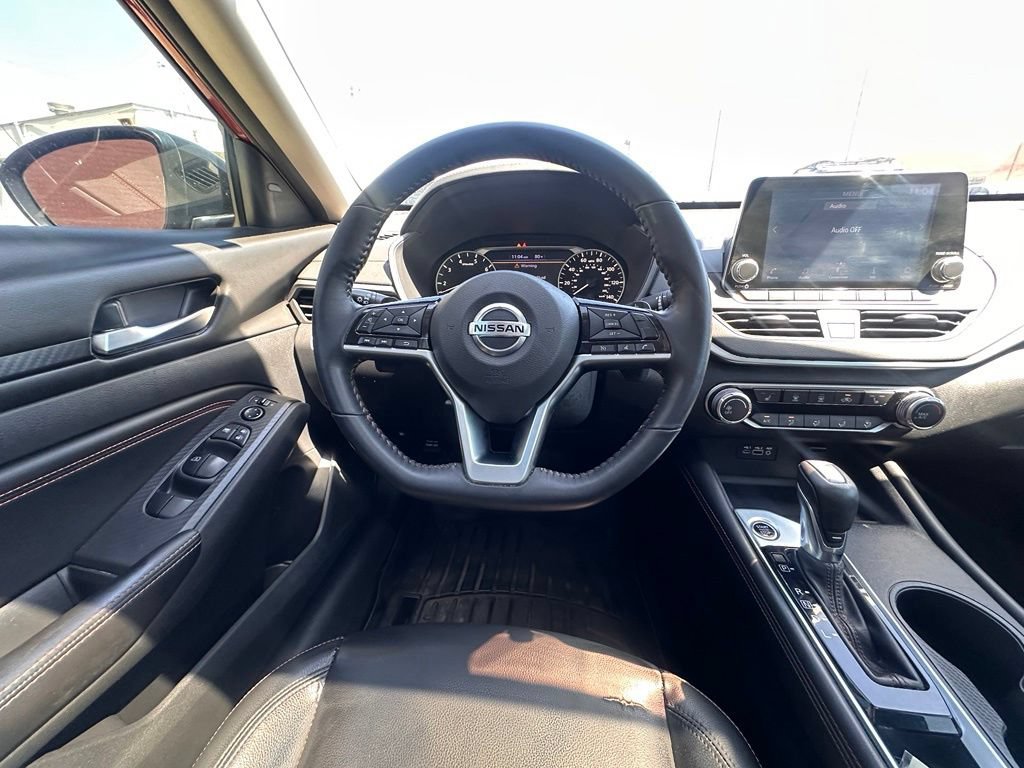 Used 2021 Nissan Altima 2.5 SR w/ SR Premium Package FWD image 17