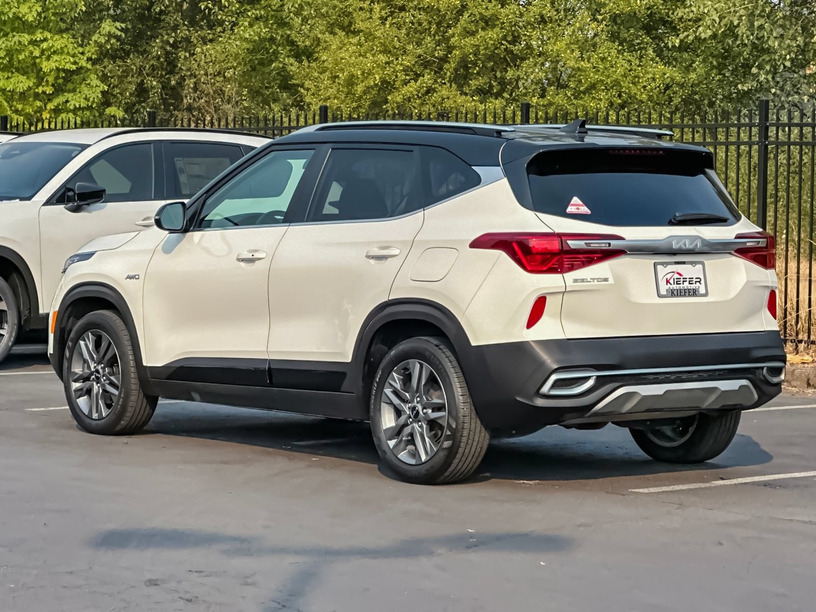 Used 2023 Kia Seltos S AWD/4WD image 5