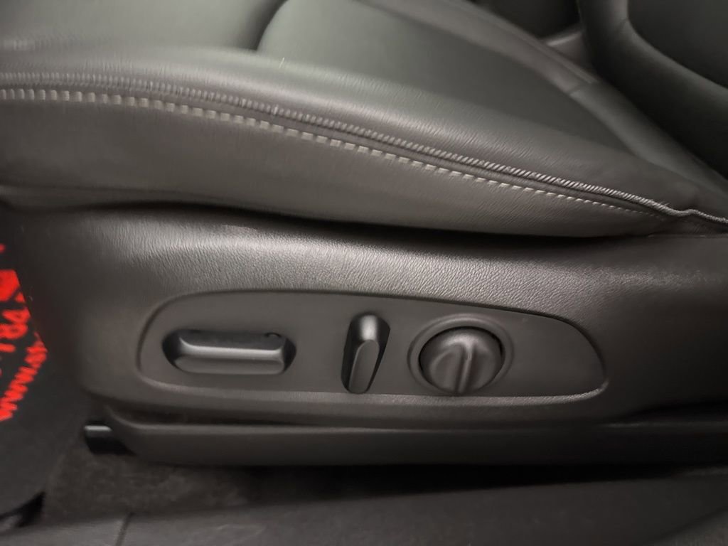 Used 2024 Buick Encore GX Sport Touring w/ Experience Buick Package FWD image 21