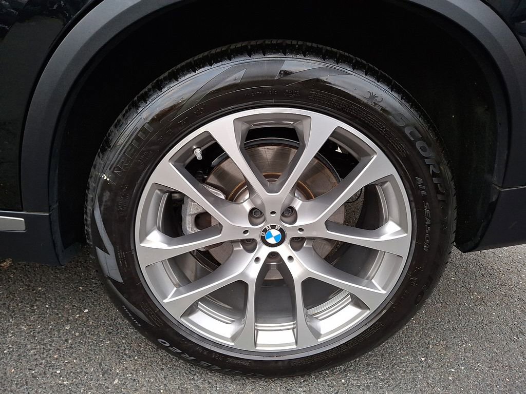 Certified 2024 BMW X5 xDrive40i image 7