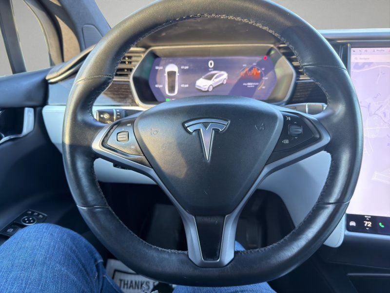 Used 2020 Tesla Model X Long Range AWD/4WD image 14