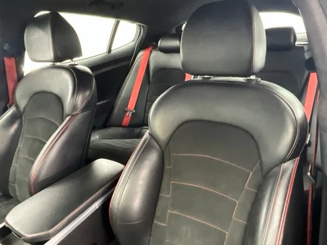 Used 2023 Kia Stinger GT2 AWD/4WD image 7