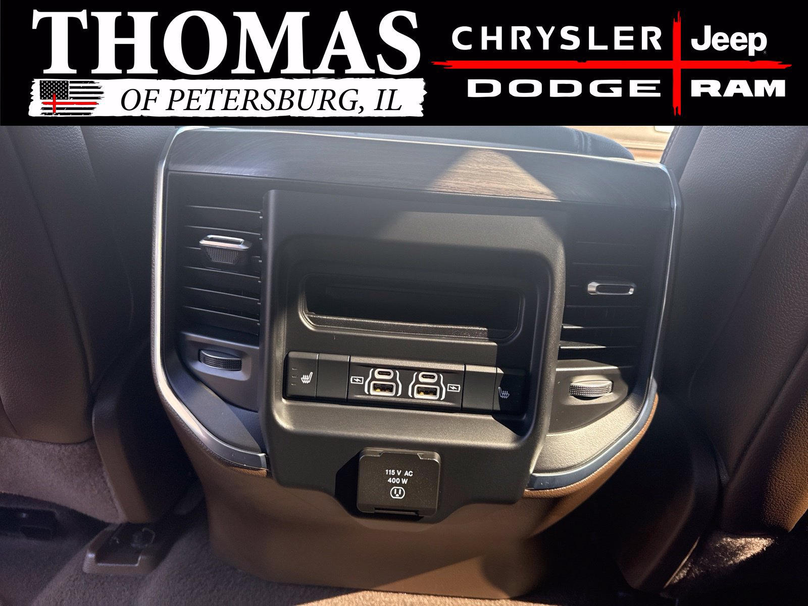 Used 2025 RAM 1500 Laramie AWD/4WD image 26