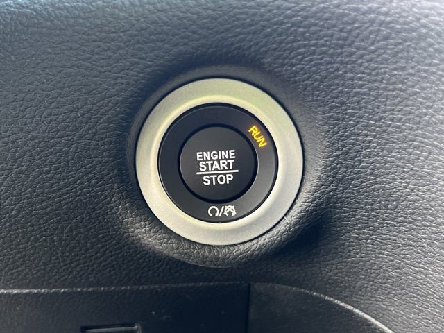 New 2026 Chrysler Pacifica Limited image 26