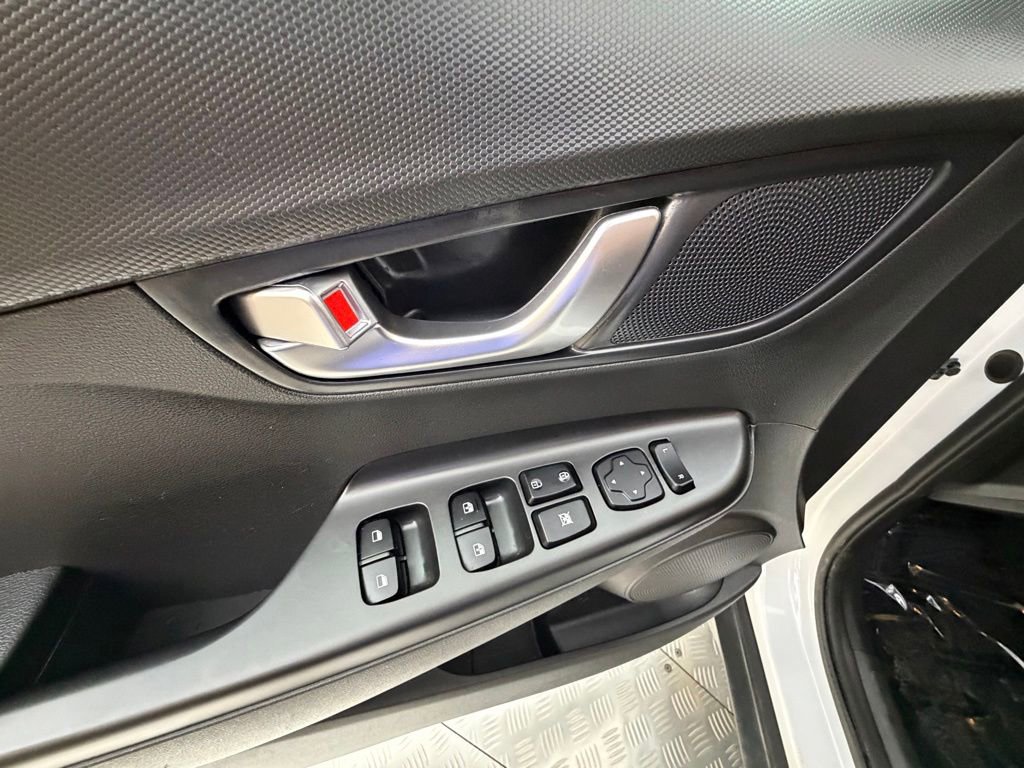 Used 2023 Hyundai Kona SEL w/ Convenience Package AWD/4WD image 27