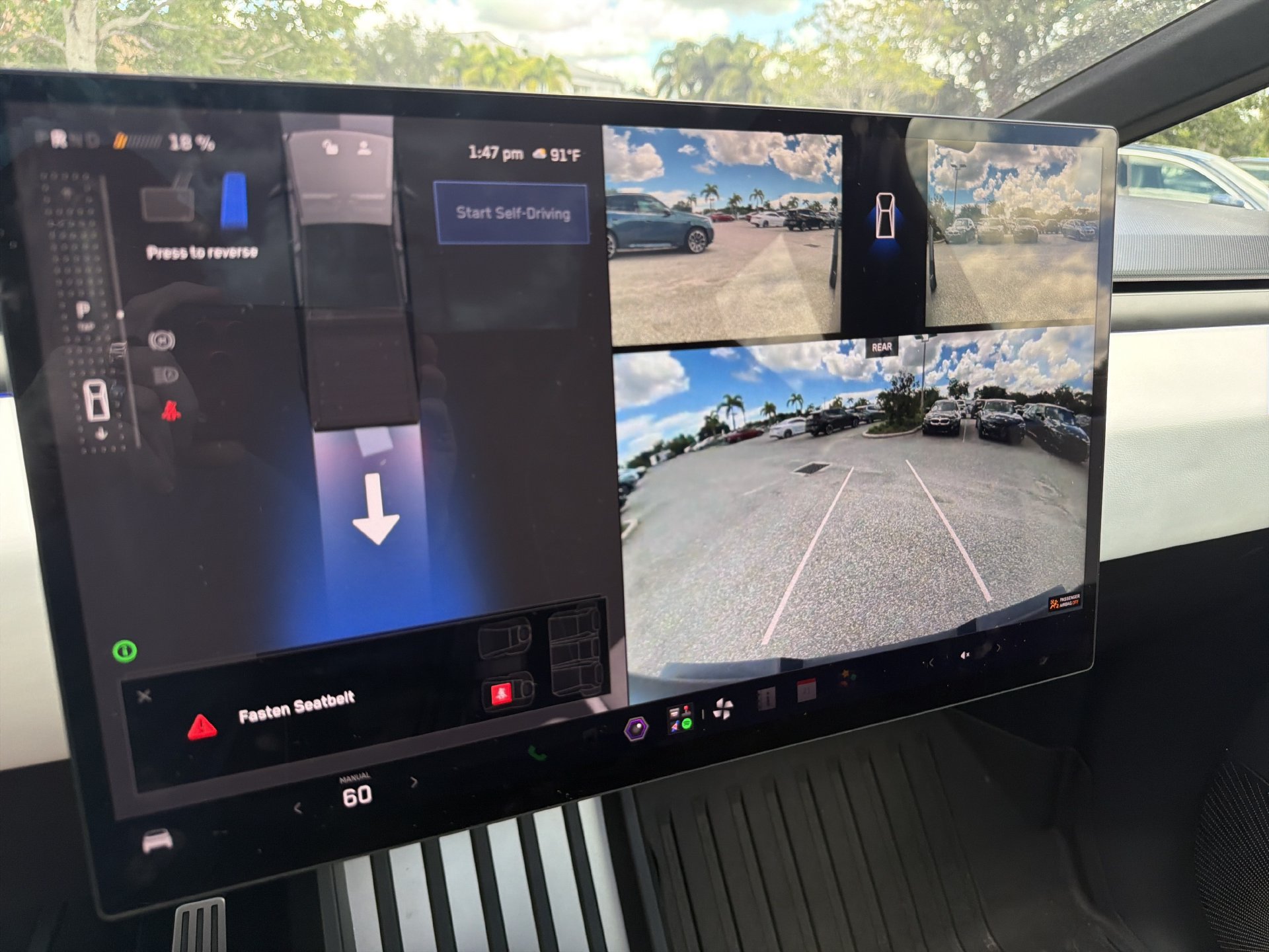 Used 2024 Tesla Cybertruck AWD Crew Cab image 26