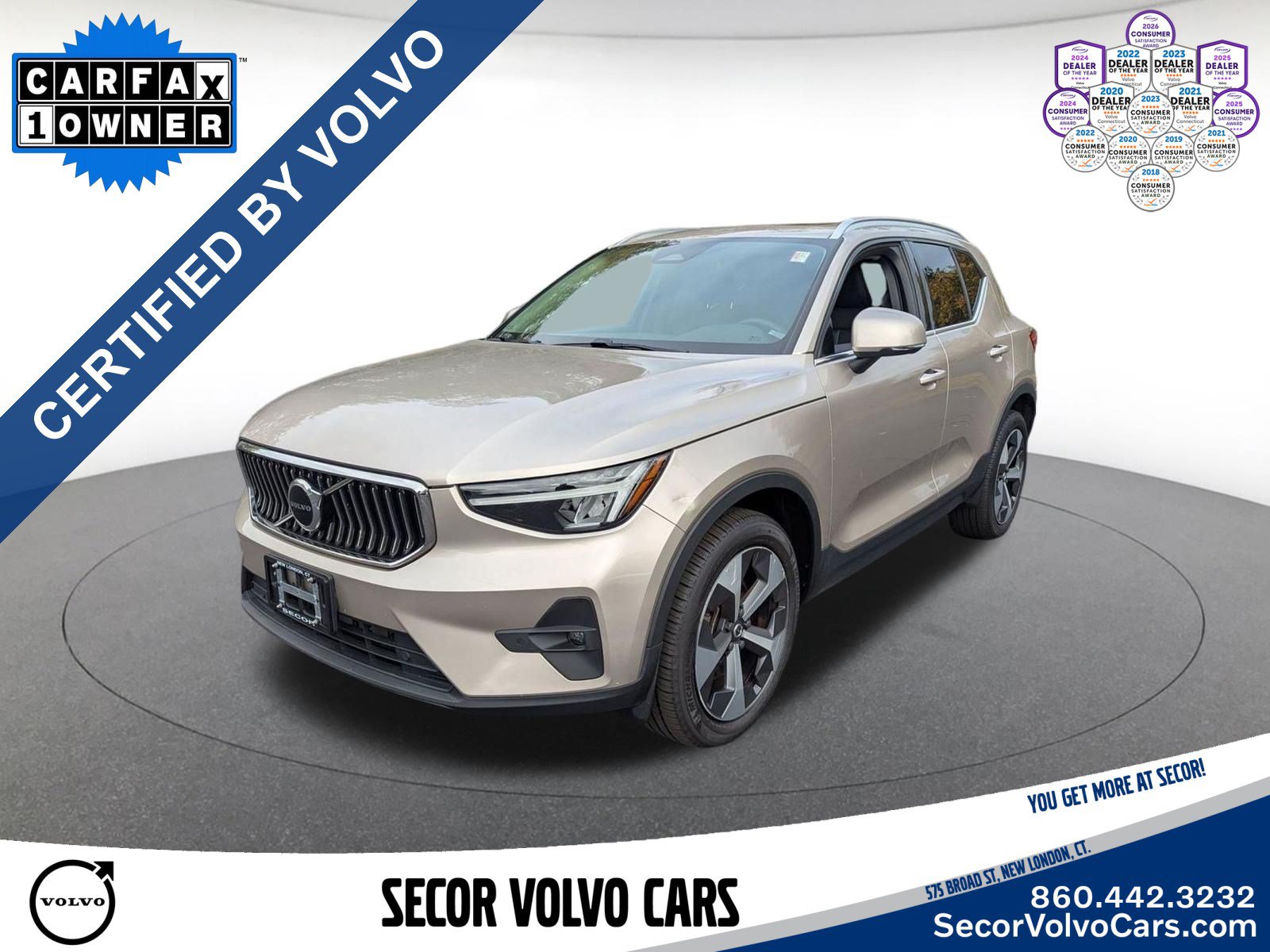 Certified 2023 Volvo XC40 B5 Plus AWD/4WD image 1