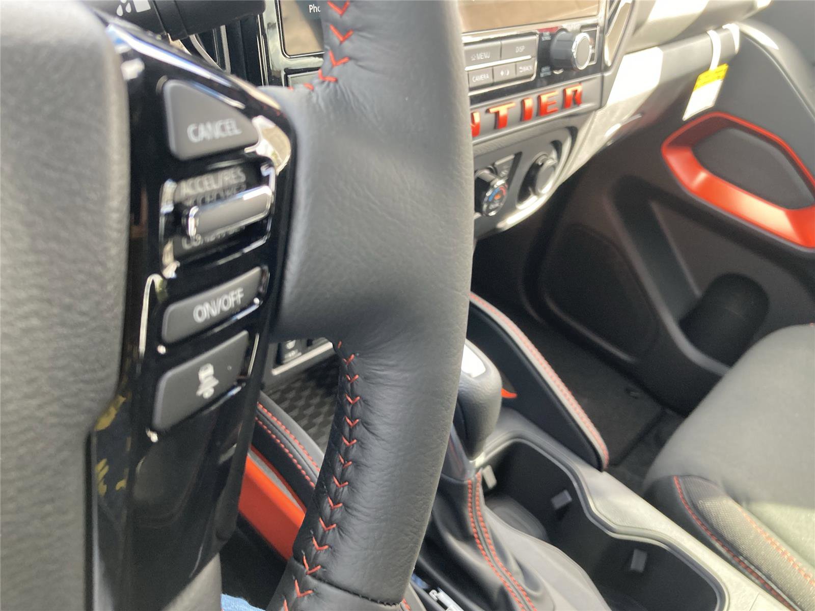 New 2026 Nissan Frontier PRO-4X w/ Pro-4x Convenience Package image 23