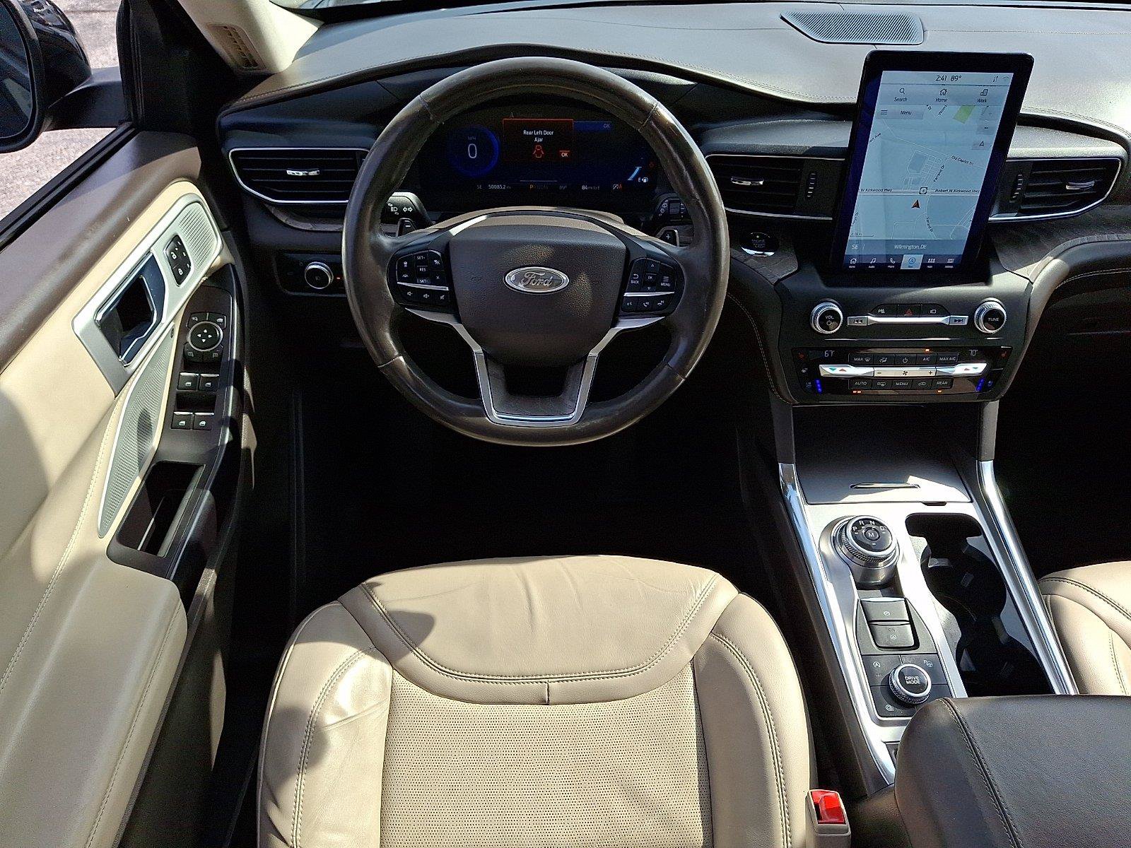 Used 2020 Ford Explorer Platinum w/ Premium Technology Package AWD/4WD image 13