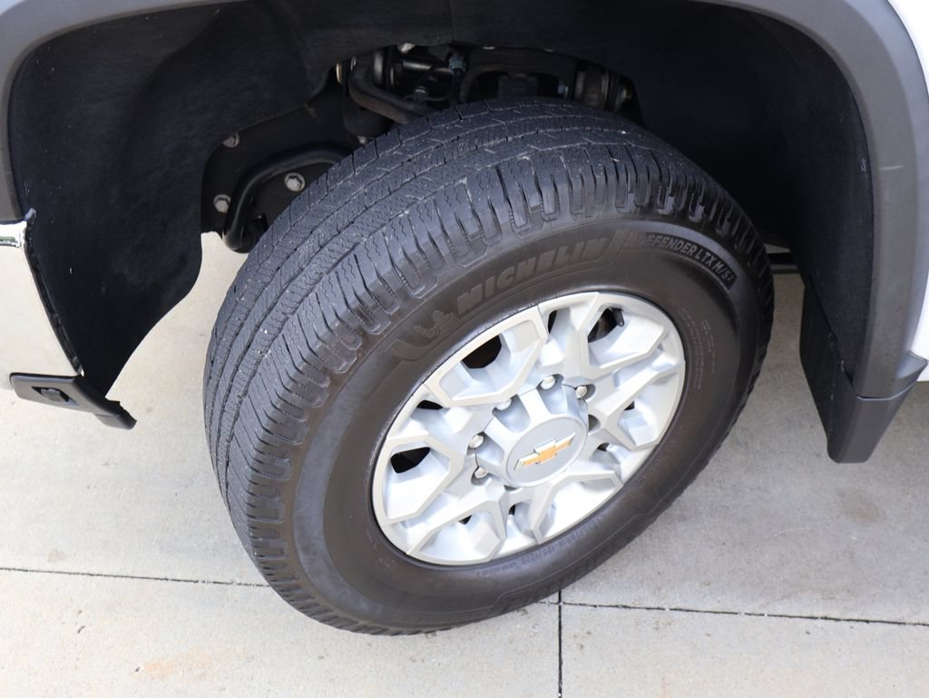 Certified 2024 Chevrolet Silverado 2500 LTZ AWD/4WD image 46