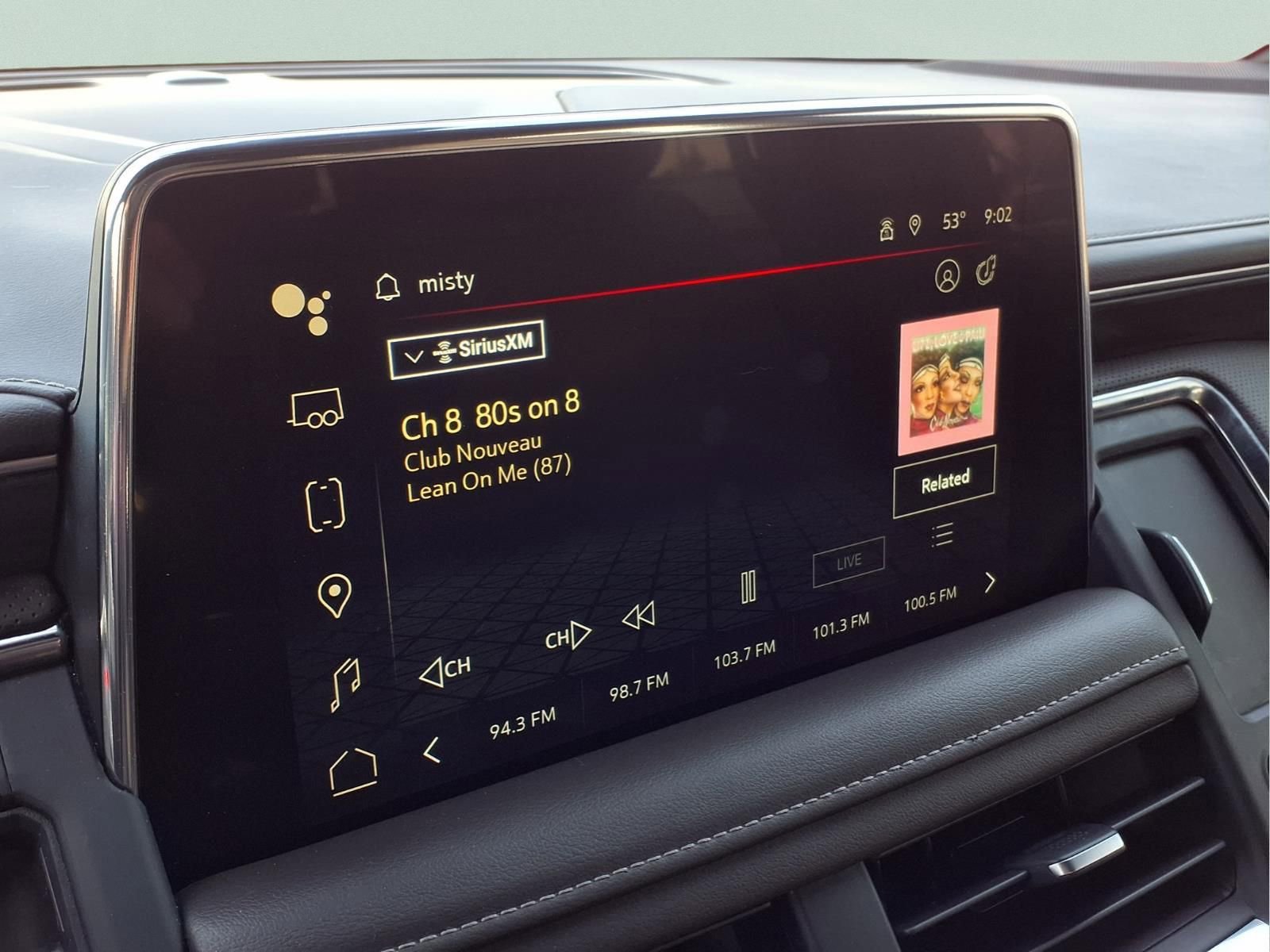 Used 2022 GMC Yukon SLT w/ SLT Premium Package image 4