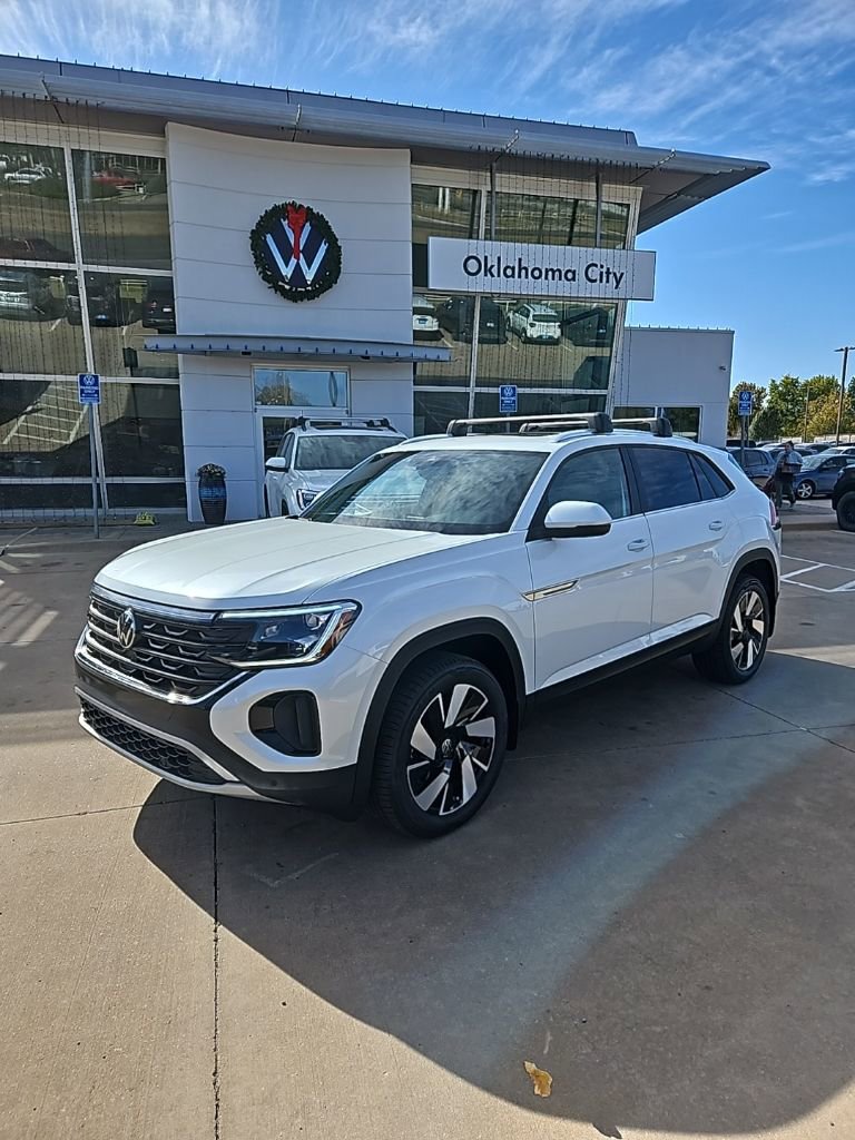 New 2026 Volkswagen Atlas Cross Sport SE AWD/4WD image 1