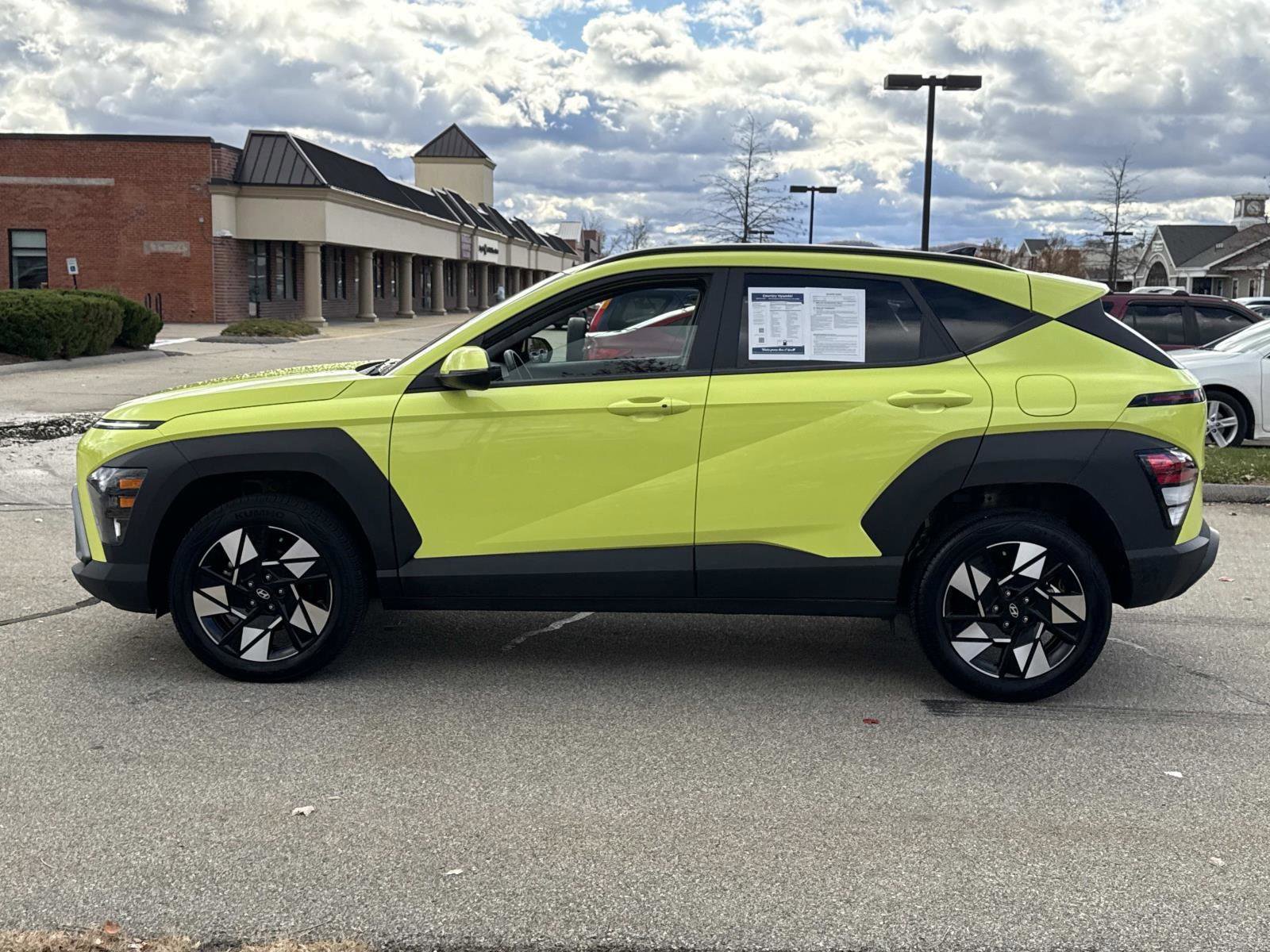 Used 2024 Hyundai Kona SEL image 8
