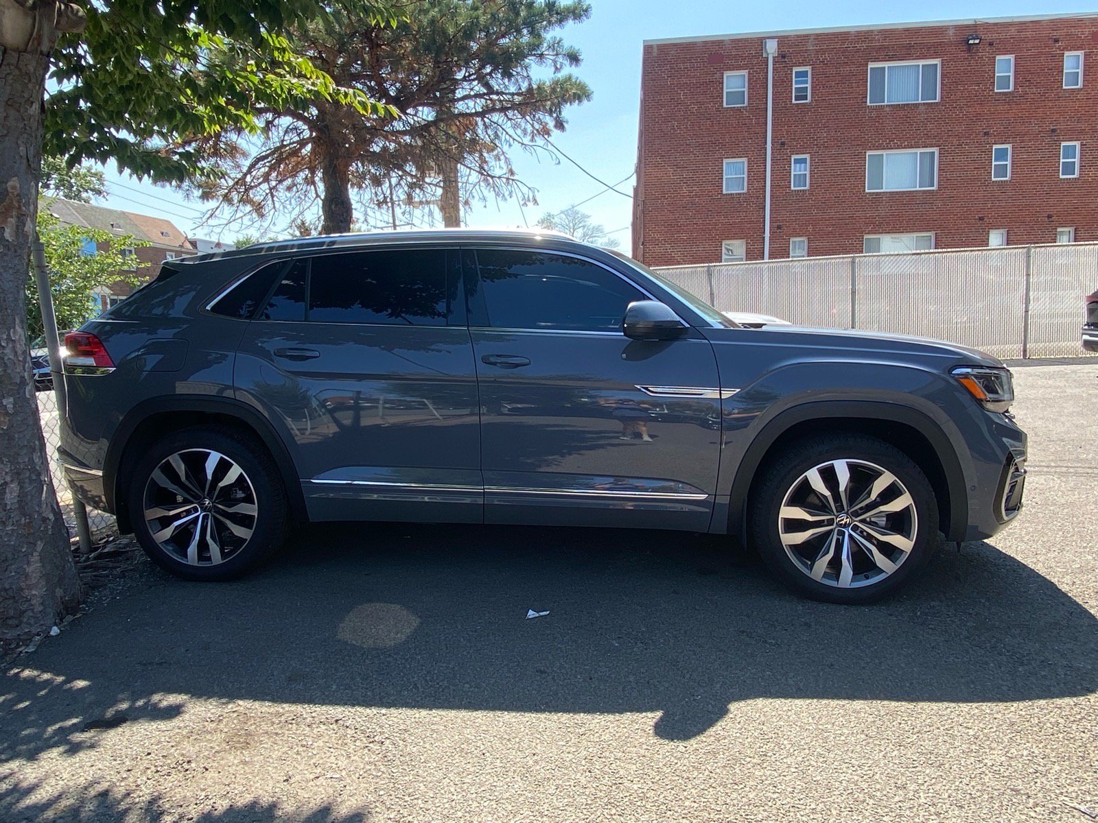 Certified 2023 Volkswagen Atlas Cross Sport SEL Premium R-Line AWD/4WD image 2
