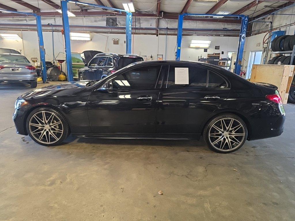 Used 2023 Mercedes-Benz C 43 AMG 4MATIC Sedan image 2