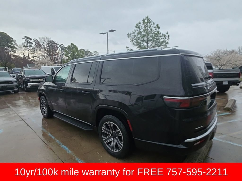 Used 2023 Jeep Wagoneer L Series II image 6