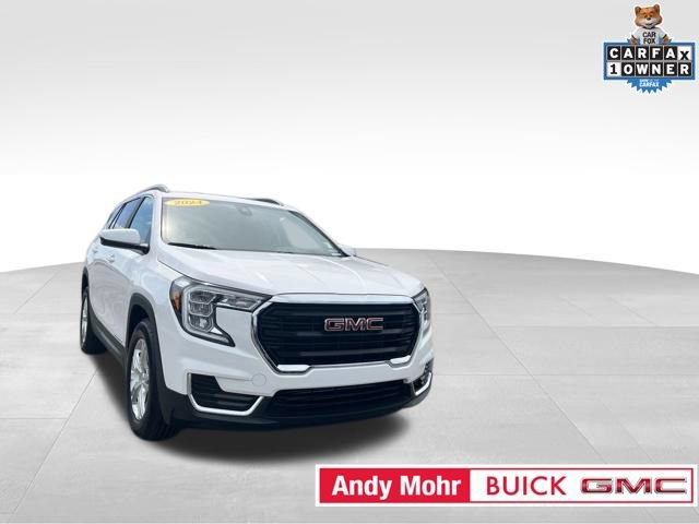Used 2024 GMC Terrain SLE w/ Driver Convenience Package FWD image 3