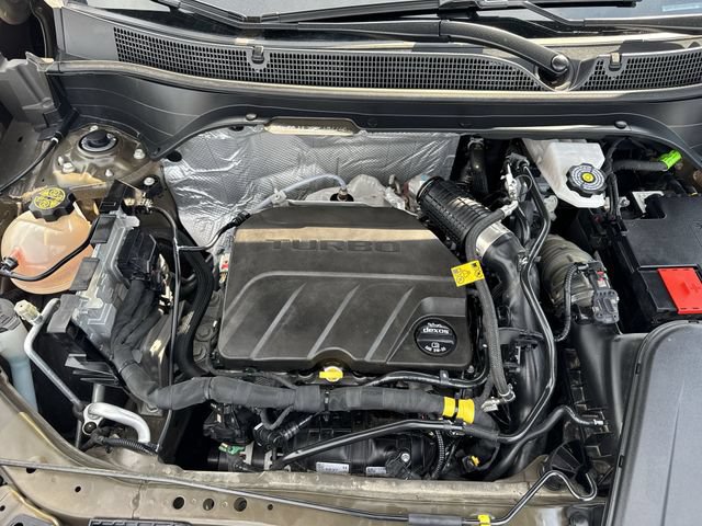 Used 2024 Chevrolet Trax ACTIV w/ Sunroof Package FWD image 29