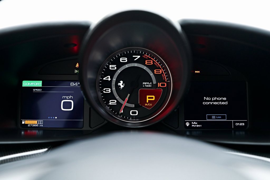 Used 2019 Ferrari GTC4Lusso T image 79