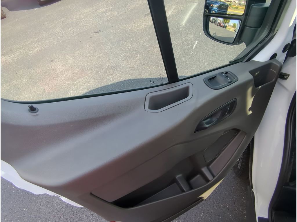 Used 2020 Ford Transit 250 Low Roof AWD image 12