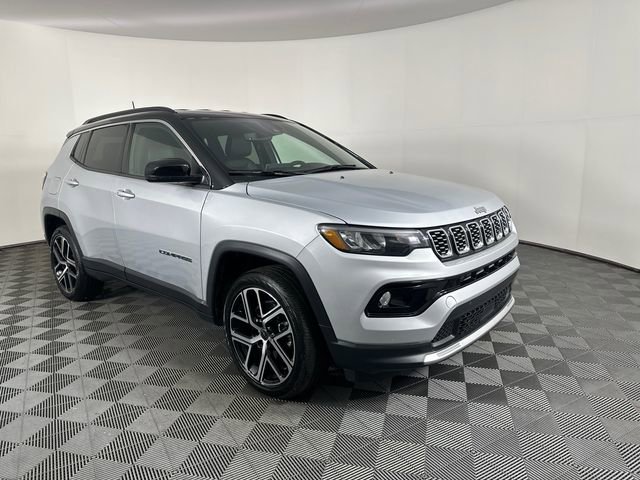 Certified 2025 Jeep Compass Limited image 11