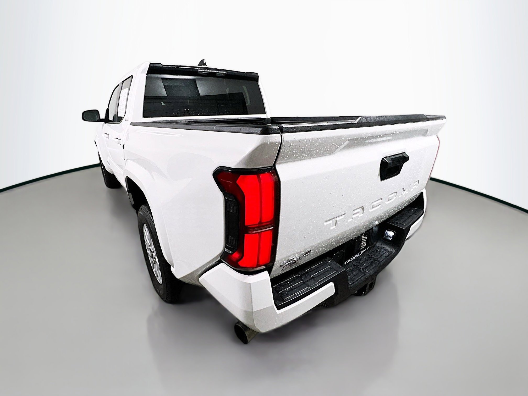 Used 2025 Toyota Tacoma SR5 image 8