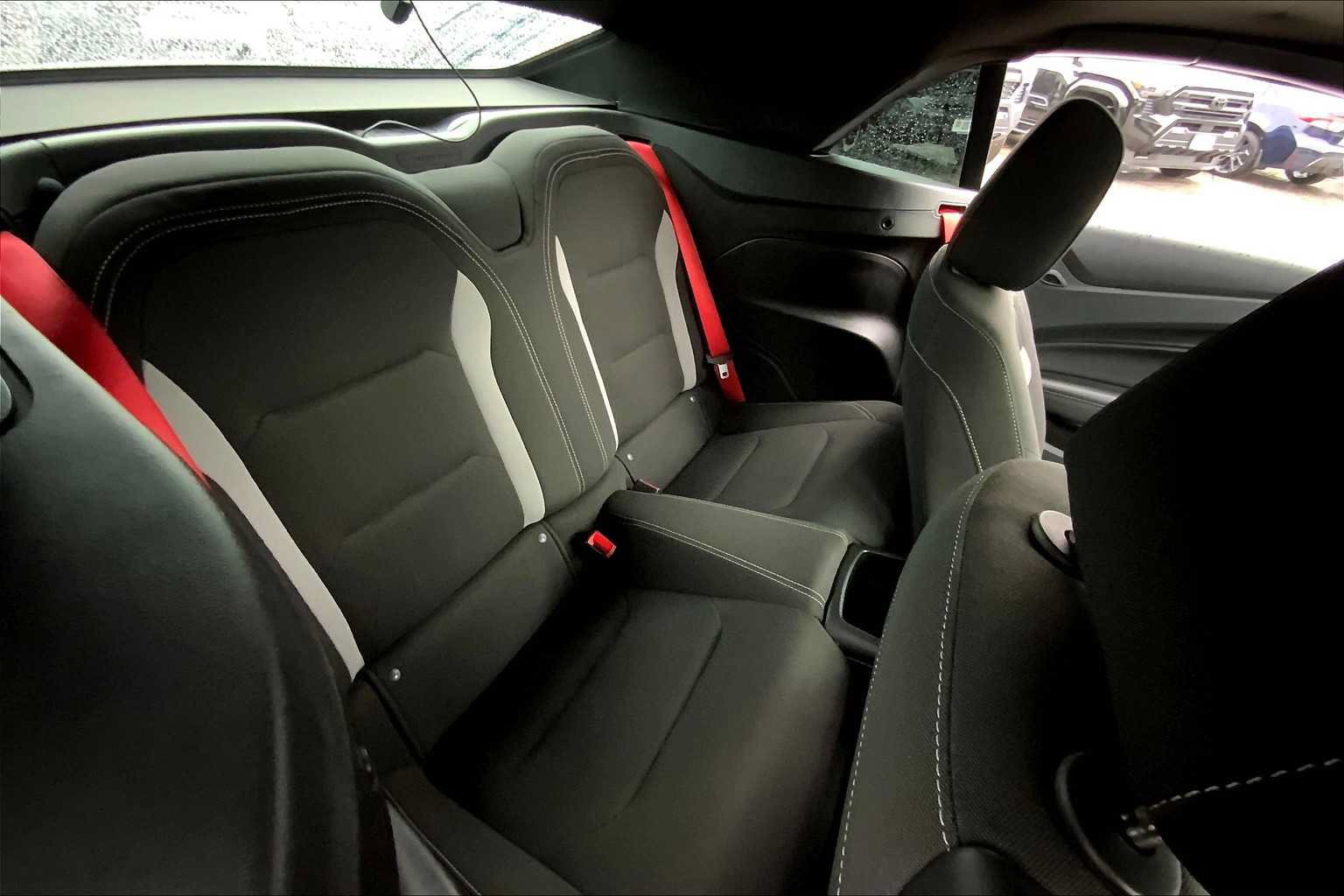 Used 2022 Chevrolet Camaro LT w/ Redline Edition RWD image 18