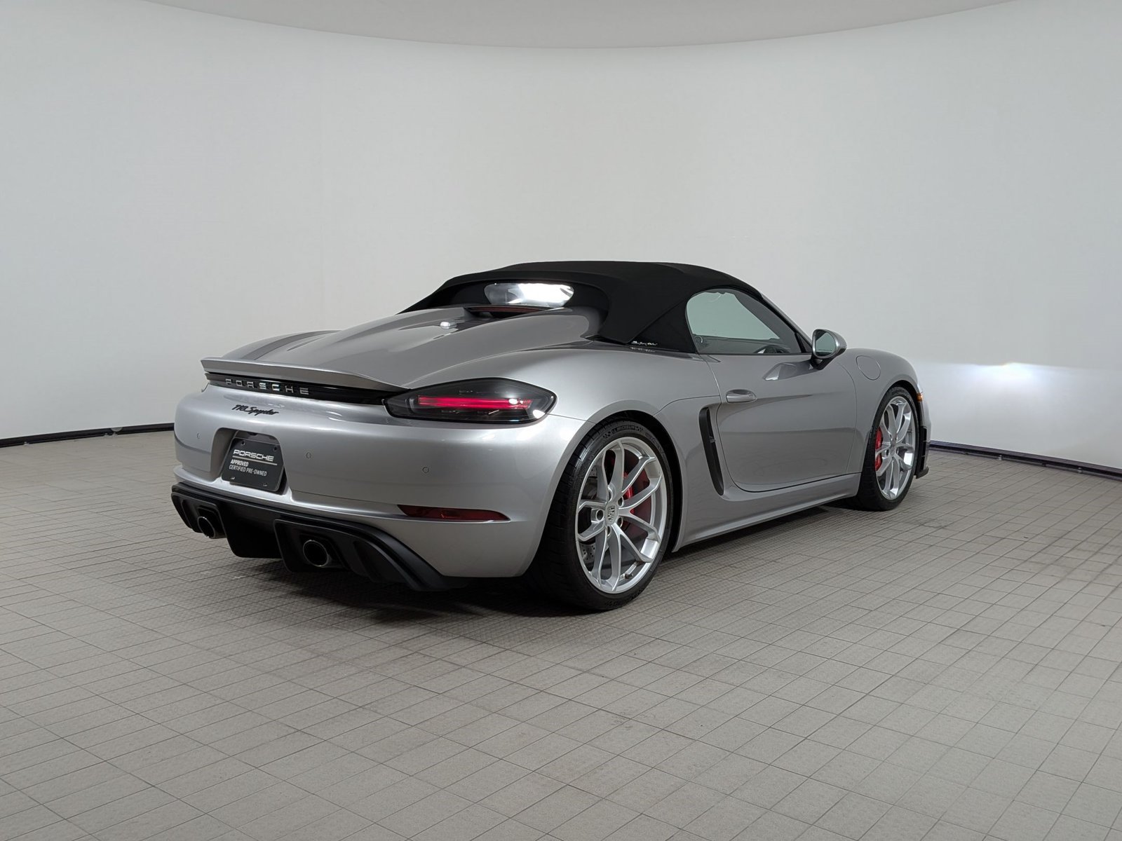 Certified 2021 Porsche 718 Boxster Spyder RWD image 9