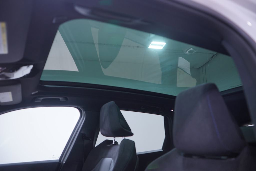 Used 2025 BMW X3 xDrive30i w/ M Sport Package image 8