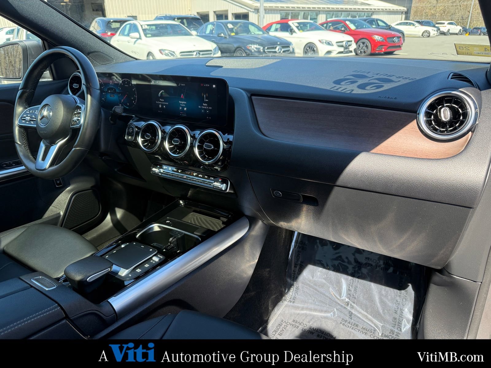 Certified 2022 Mercedes-Benz GLA 250 4MATIC image 30