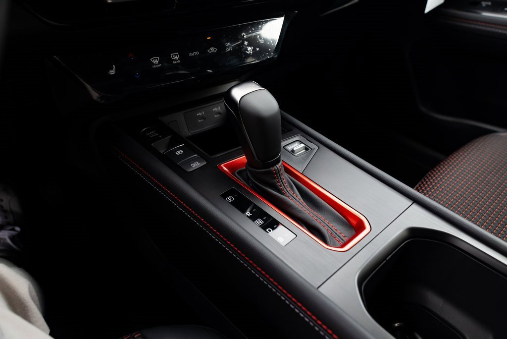 New 2026 Nissan Kicks SR w/ Cold Weather Package image 17