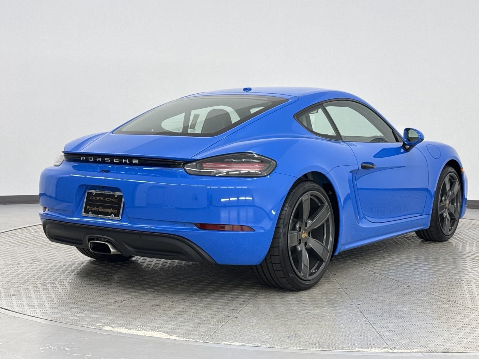 New 2025 Porsche 718 Cayman image 9