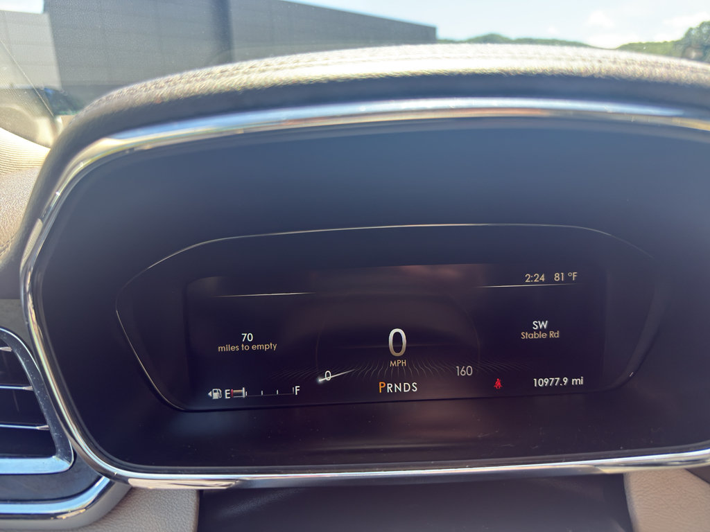 Used 2018 Lincoln Continental Select w/ Continental Climate Package AWD/4WD image 15