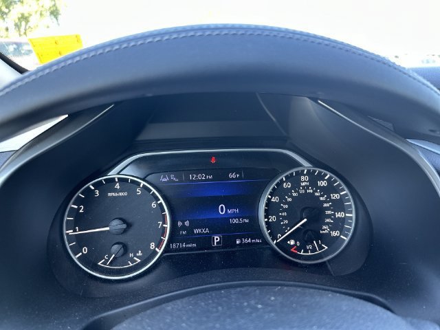 Used 2023 Nissan Murano SV w/ SV Midnight Edition Package AWD/4WD image 13