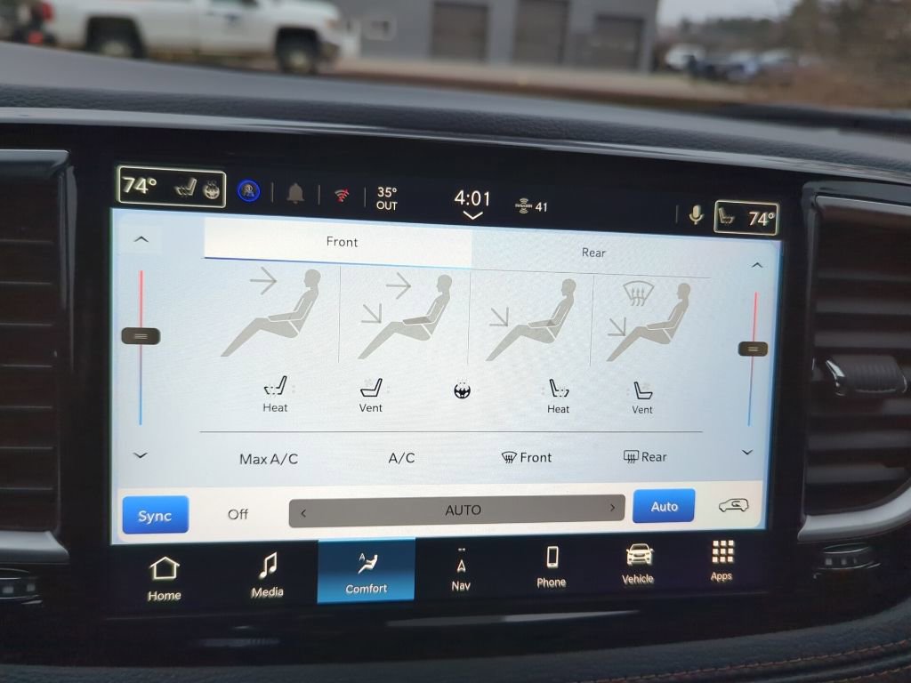 New 2026 Chrysler Pacifica Pinnacle w/ Trailer Tow Group image 14