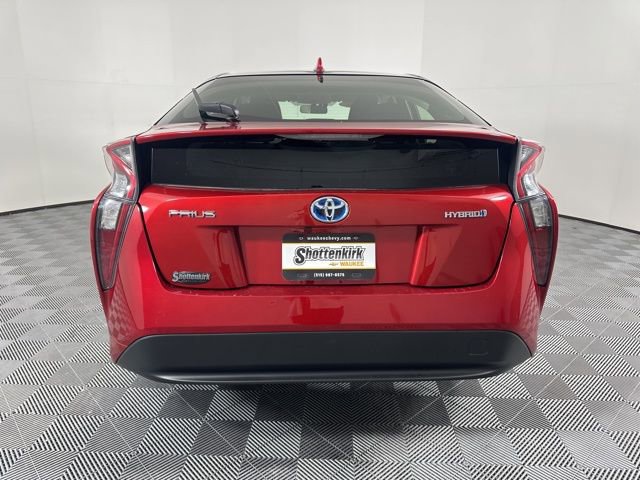Used 2016 Toyota Prius Three image 4